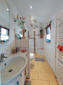 Duschbad im Erdgeschoss Verkauft! Variabel nutzbares Kampa-Haus auf zentral gelegenem Grundst�ck!