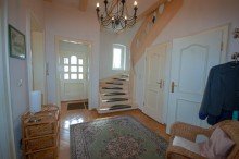 Eingang Verkauft: Herrschaftliche Villa auf Wassergrundst�ck in Schm�ckwitz!