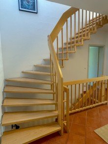Treppe Verkauft: Wohnen mit Weitblick in K�penick: flexibel, familienfreundlich und naturnah!