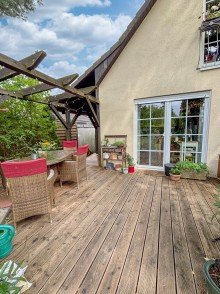Terrasse Modern & nachhaltig wohnen: Tolles Einfamilienhaus mit Wintergarten und PV-Anlage in Woltersdorf!