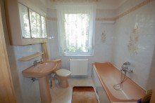Badezimmer Verkauft: Solider Bungalow mit Keller in Ruhiglage!