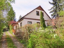 Hausansicht Familienhaus in Ruhiglage!