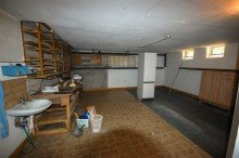 Garage Verkauft: Solider Bungalow mit Keller in Ruhiglage!