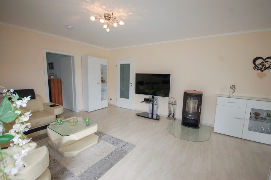 Wohnzimmer und Kamin Einfamilienhaus Zernsdorf
