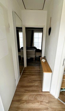 Flur OG Kleines Einfamilienhaus in Wassern�he!