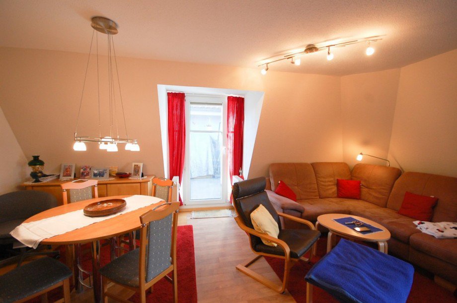 Wohnzimmer Blick zur Terrasse Wohnung Berlin