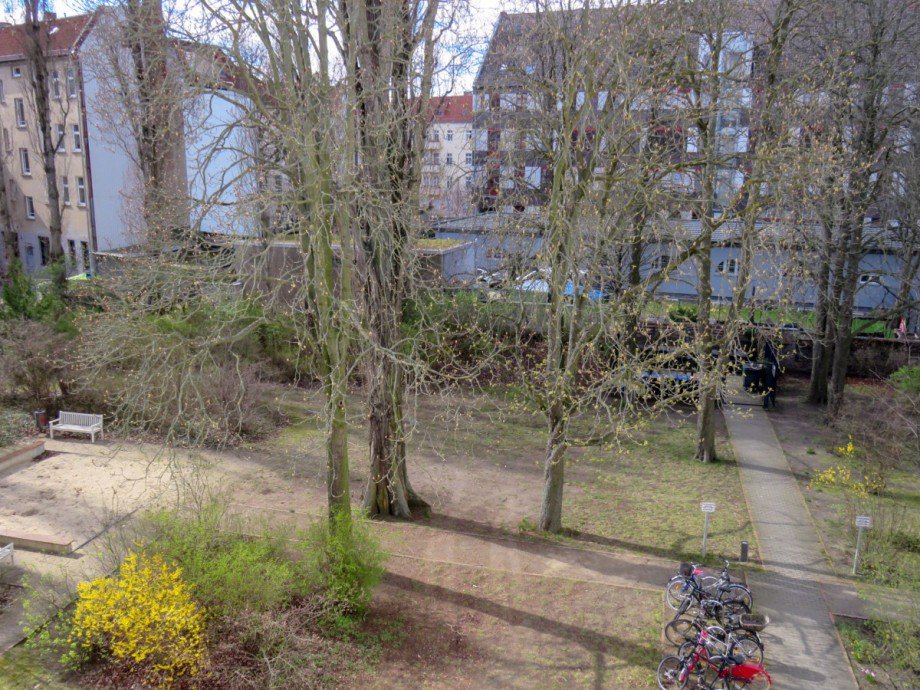 Blick aus Erker Etagenwohnung Berlin