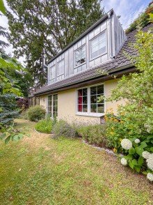 Gartenansicht Modern & nachhaltig wohnen: Tolles Einfamilienhaus mit Wintergarten und PV-Anlage in Woltersdorf!