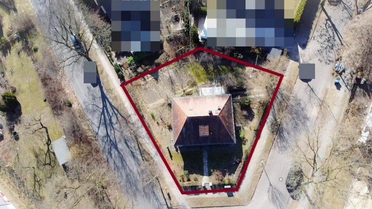 Ansicht von oben Berlin - Rahnsdorf Einfamilienhaus Natur vor der T�r, S-Bahn um die Ecke - Sanierungsbed�rftiges Haus mit viel Gestaltungsm�glichkeiten