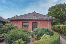 Vorgarten Komfortabler Bungalow in Feldrandlage!