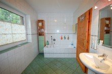 Badezimmer Komfortabler Bungalow in Feldrandlage!