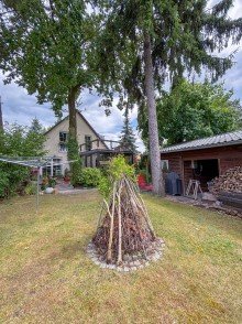 Garten Modern & nachhaltig wohnen: Tolles Einfamilienhaus mit Wintergarten und PV-Anlage in Woltersdorf!
