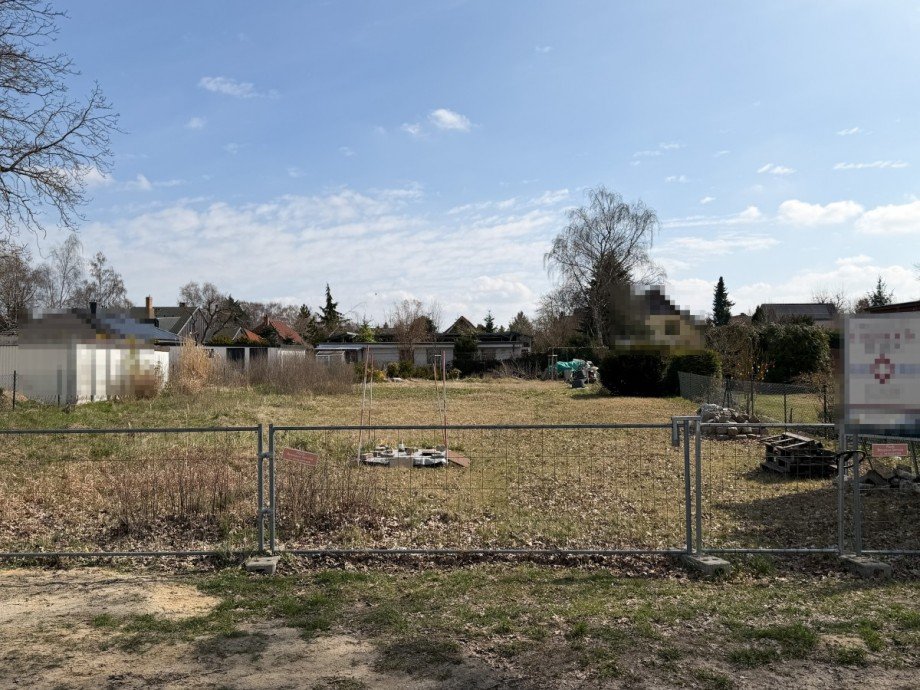 Blick von der Stra�e Grundst�ck Berlin
