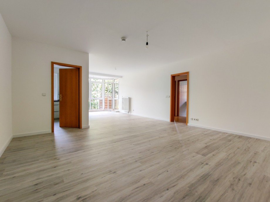 Wohnzimmer Etagenwohnung Sch�neiche bei Berlin