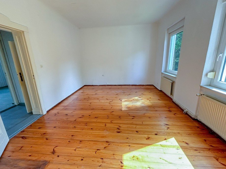 EG Zimmer neben Erkerzimmer Einfamilienhaus Berlin