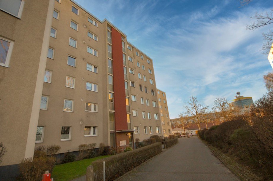 Frontansicht Eingang Etagenwohnung Berlin