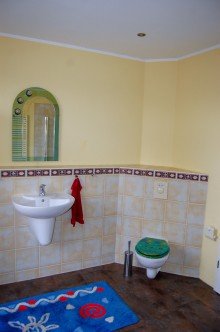 Badezimmer Ebenerdiges Wohnhaus auf gro�z�gigem Grundst�ck!