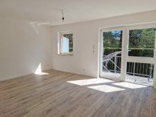Wohnzimmer Rahnsdorf: Lichtdurchflutete Doppelhaush�lfte. Ihr neues Zuhause?