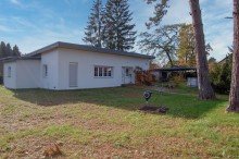 Au�enansicht Ebenerdiges Wohnhaus auf gro�z�gigem Grundst�ck!