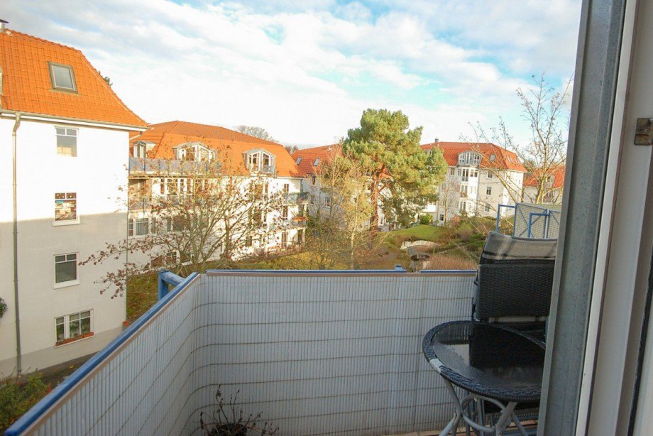 Blick vom Balkon Wohnzimmer Wohnung Berlin