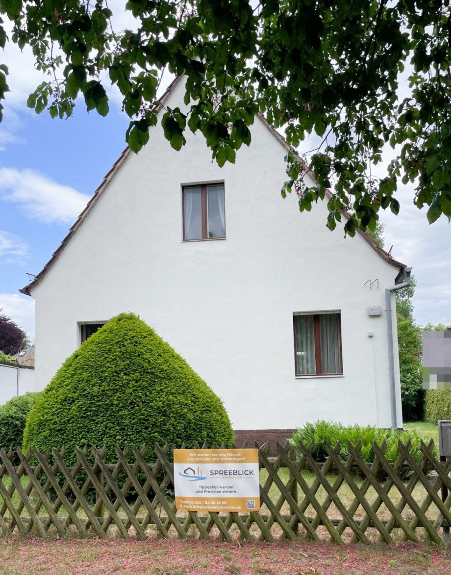 Stra�enansicht Einfamilienhaus Sch�neiche