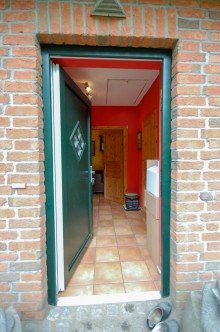 Hauseingang Komfortabler Bungalow in Feldrandlage!