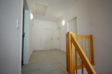 Flur OG Moderne Stadtvilla mit sechs Zimmern in Rahnsdorf!