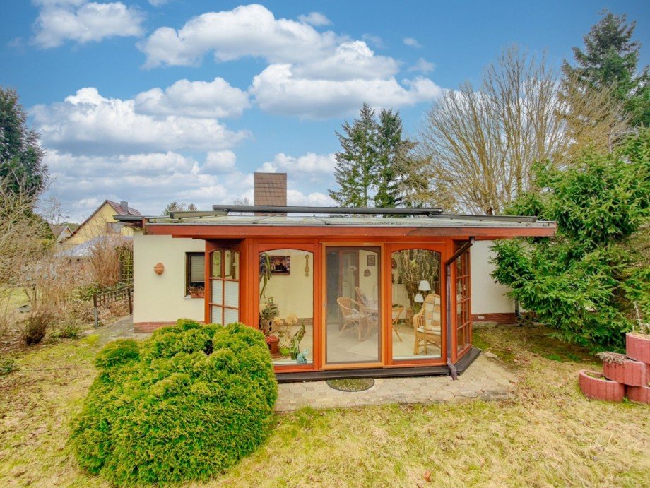 Wintergarten von au�en Einfamilienhaus Erkner