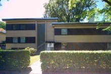Au�enansicht Eingang Gro�z�gige, helle Wohnung im Grunewald mit eigener Garage!