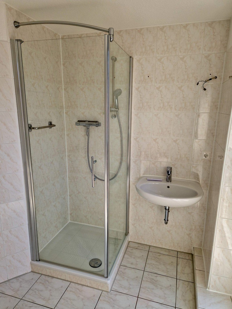 OG Badezimmer Dusche Maisonettewohnung Berlin