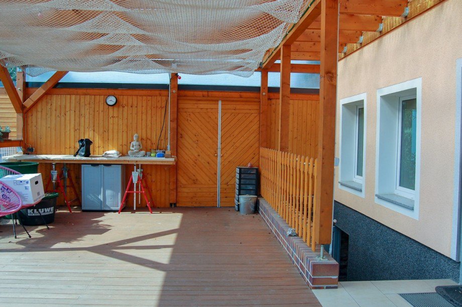 Terrasse mit Kellertreppe Haus Ahrensfelde