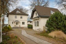 Villa und Garage Verkauft: Herrschaftliche Villa auf Wassergrundst�ck in Schm�ckwitz!