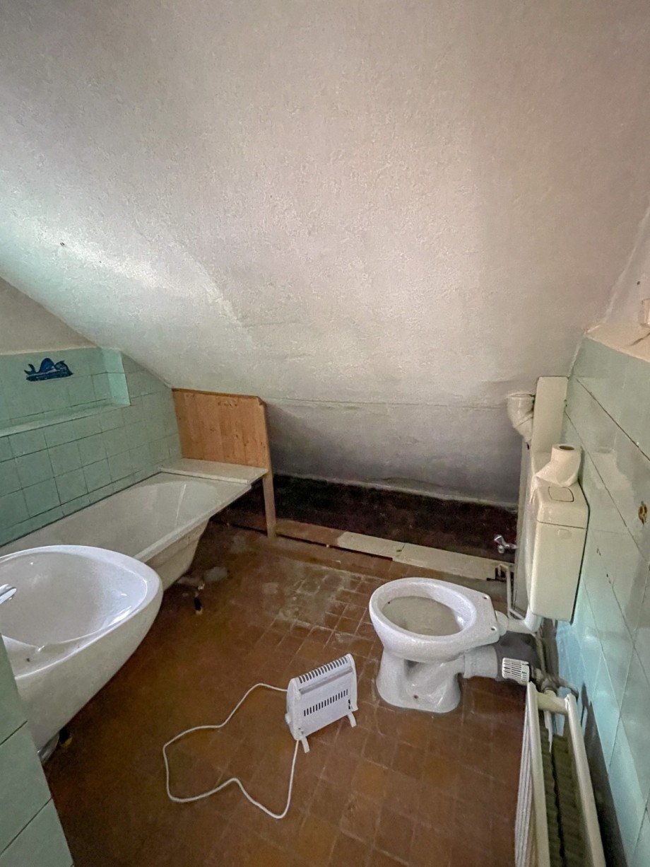 Wohnung DG Bad Mehrfamilienhaus Berlin