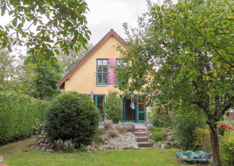 Gartenansicht Berlin - Rahnsdorf Einfamilienhaus Raumwunder mit Westausrichtung in Wilhelmshagen!
