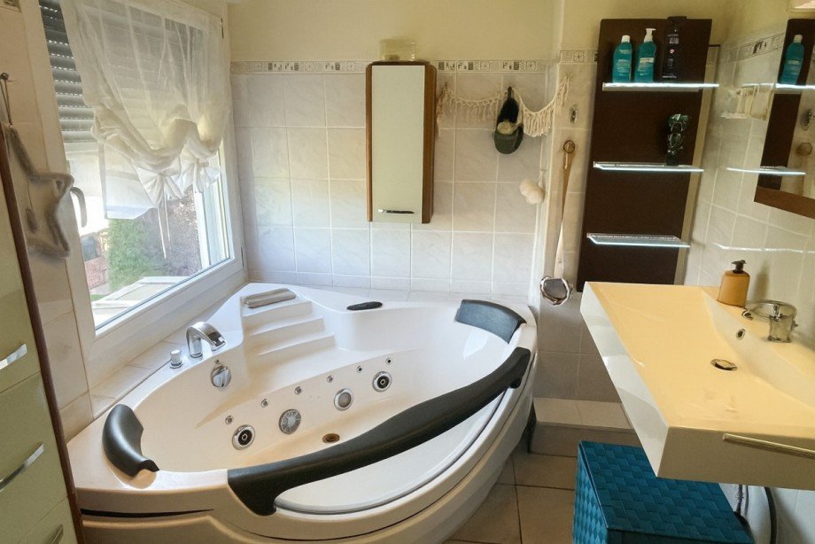 Badezimmer OG Einfamilienhaus Gosen-Neu Zittau