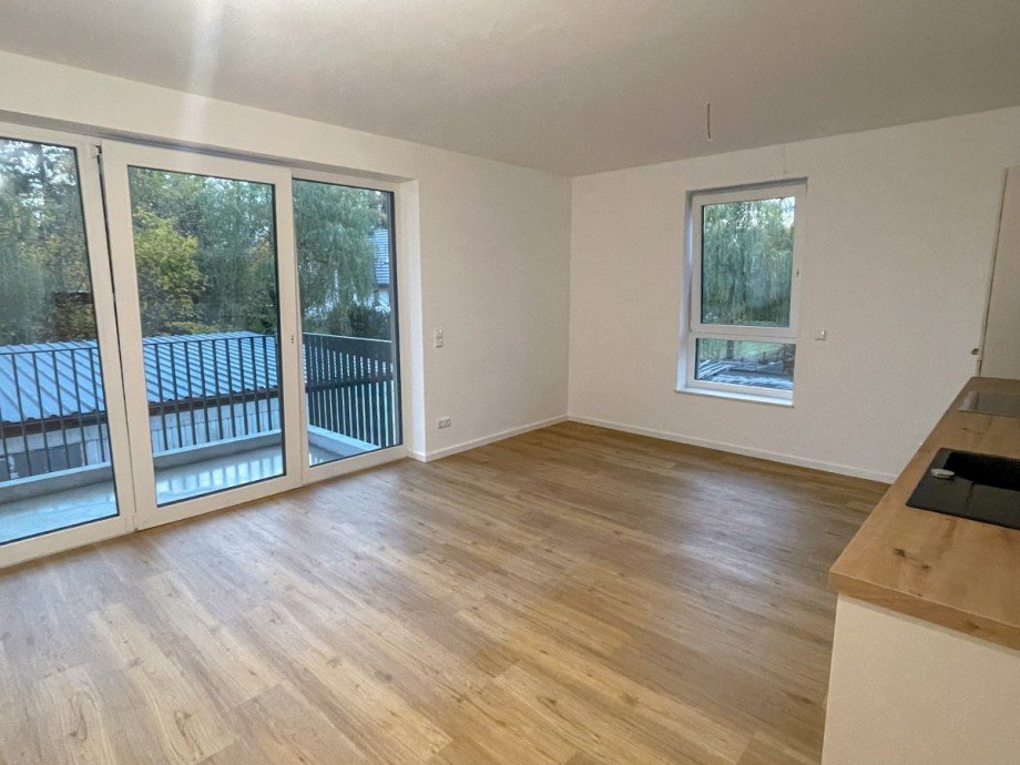 Musterwohnung Wohnzimmer Zugang Balkon Etagenwohnung Gr�nheide (Mark)