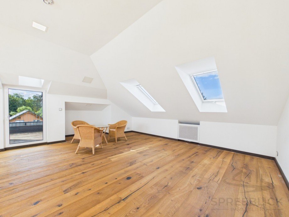 Wohnbereich Dachgeschosswohnung K�nigs Wusterhausen