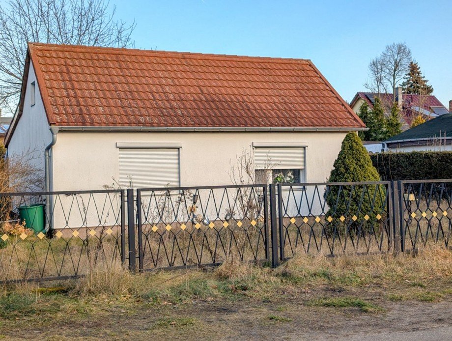 Stra�enansicht Wohngrundst�ck Berlin