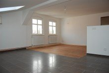 Wohnzimmer Sanierte Altbau-Dachgeschosswohnung in Woltersdorf!