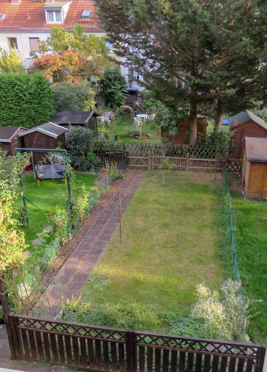 Blick in den Garten aus OG Reihenmittelhaus Berlin
