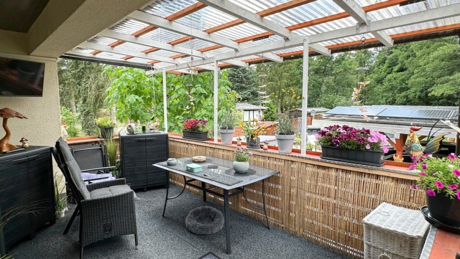 �berdachte Terrasse Erdgeschoss Einfamilienhaus Gr�nheide (Mark)