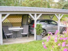 Carport mit Whirlpool und Sitzecke Gepflegter Bungalow in Ruhiglage!