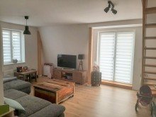 Wohnzimmer Individuelle Maisonette-Wohnung im Zweifamilienhaus!