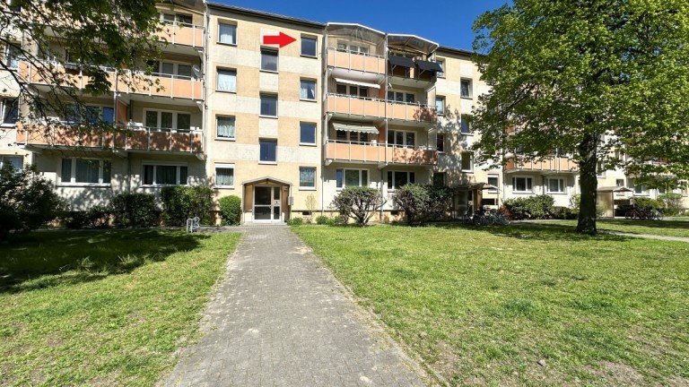 Hauseingang Berlin - Baumschulenweg Etagenwohnung Gepflegte, vermietete 3-Zimmer-Wohnung in ruhiger Lage in Berlin-Baumschulenweg!