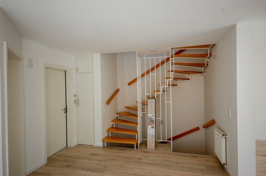 Wohnzimmer Treppenhaus Maisonettewohnung Berlin