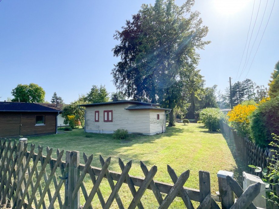 Zugang Grundst�ck Freizeitgrundst�ck Berlin