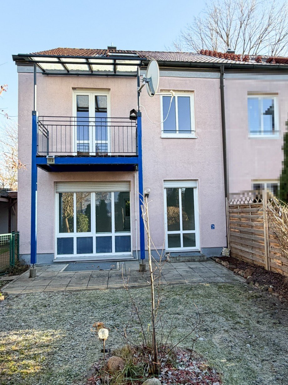 Vorgarten Doppelhaush�lfte Woltersdorf