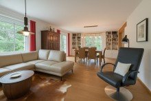 Wohnzimmer Modern & nachhaltig wohnen: Tolles Einfamilienhaus mit Wintergarten und PV-Anlage in Woltersdorf!
