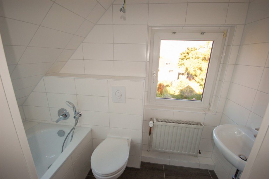 Wannenbad im Dachgeschoss Maisonettewohnung Berlin